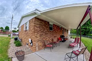 708 Circle Dr, Belpre, OH 45714 - Photo 6