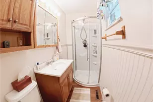 708 Circle Dr, Belpre, OH 45714 - Photo 16