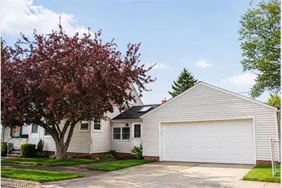 3435 Center Drive, Parma, OH 44134 - Photo 4