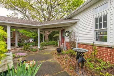 5918 Liberty Avenue, Vermilion, OH 44089 - Photo 6