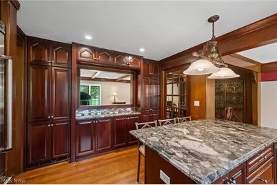 6736 Big Creek Parkway, Middleburg Heights, OH 44130 - Photo 4
