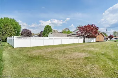 500 Cynthia Drive, Campbell, OH 44405 - Photo 30