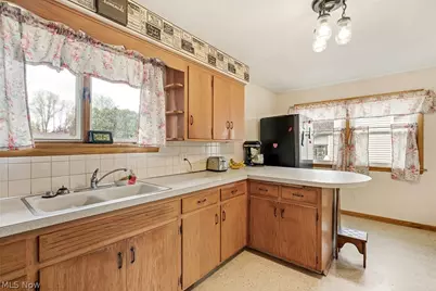 500 Cynthia Drive, Campbell, OH 44405 - Photo 16