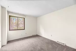 17620 Eastbrook Trail, Chagrin Falls, OH 44023 - Photo 22