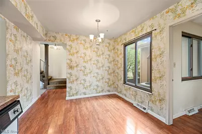 17620 Eastbrook Trail, Chagrin Falls, OH 44023 - Photo 14