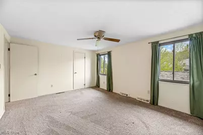 17620 Eastbrook Trail, Chagrin Falls, OH 44023 - Photo 28