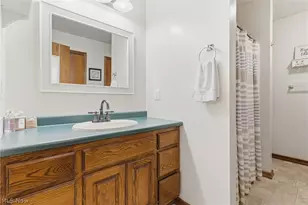 313 Glenview Ave, Dover, OH 44622 - Photo 32