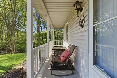 313 Glenview Avenue, Dover, OH 44622 - Photo 6