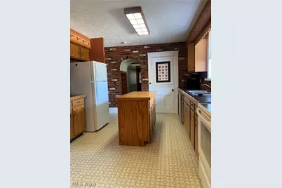 1023 Applegrove Street NW, North Canton, OH 44720 - Photo 8