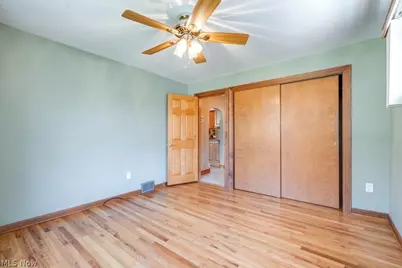3241 W 231st Street, North Olmsted, OH 44070 - Photo 12