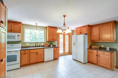 3241 W 231st Street, North Olmsted, OH 44070 - Photo 8
