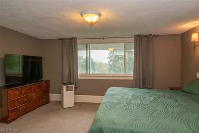 160 Everhard Road SW, North Canton, OH 44709 - Photo 22