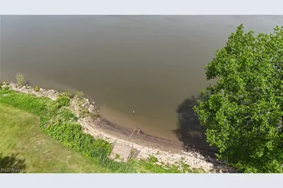 1041 First Street, Mason, WV 25260 - Photo 2