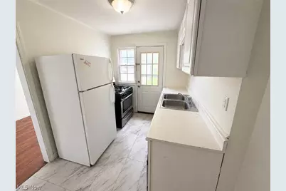 1437 E 252nd Street, Euclid, OH 44117 - Photo 6