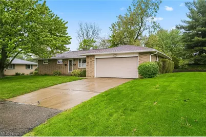 462 Ford Street NW, Massillon, OH 44647 - Photo 2