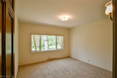 2930 Valley Lane, Sandusky, OH 44870 - Photo 14