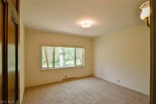 2930 Valley Ln, Sandusky, OH 44870 - Photo 14
