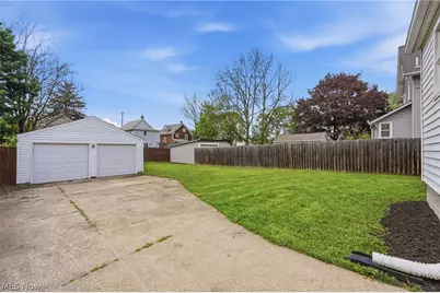 2310 17th Street SW, Akron, OH 44314 - Photo 34
