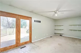 917 Proehl Dr, Barberton, OH 44203 - Photo 10