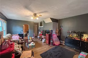 242 Liberty St, Spencer, OH 44275 - Photo 4