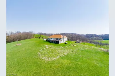 3730 Rice Rd SW, New Philadelphia, OH 44663 - Photo 10