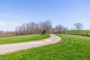 3730 Rice Rd SW, New Philadelphia, OH 44663 - Photo 8