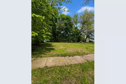1633 E 70th Street, Loveland, OH 44103 - Photo 1