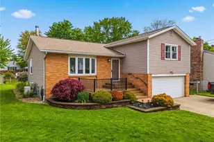 1107 Lynbrook St SE, North Canton, OH 44720 - Photo 2