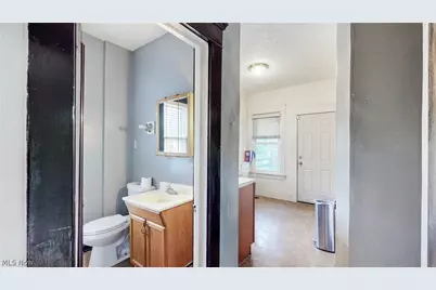 41-43 S Bates Street, Akron, OH 44303 - Photo 14
