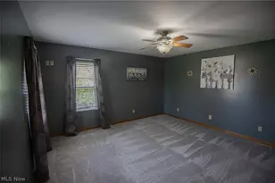 215 N Turner Rd, Austintown, OH 44515 - Photo 12