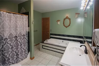 215 N Turner Road, Austintown, OH 44515 - Photo 8