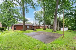 3233 Greenpark St NW, Massillon, OH 44646 - Photo 6