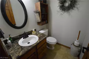 7600 Meadowood Dr, Canfield, OH 44406 - Photo 18