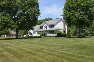7600 Meadowood Dr, Canfield, OH 44406 - Photo 8