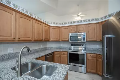 390 Vista Lane, Aurora, OH 44202 - Photo 8