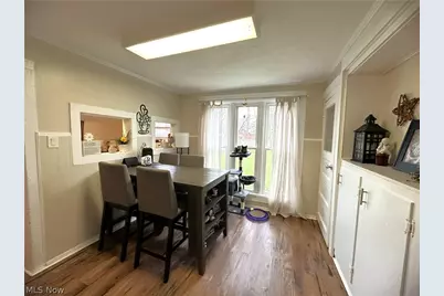93 W 5th Avenue, Berea, OH 44017 - Photo 6