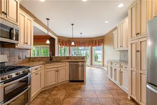 8500 Sandbridge Street NW, Massillon, OH 44646 - Photo 16