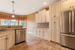 8500 Sandbridge Street NW, Massillon, OH 44646 - Photo 18