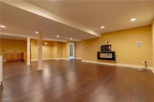 8500 Sandbridge Street NW, Massillon, OH 44646 - Photo 36
