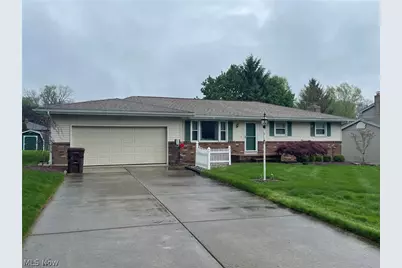 1530 Rosehedge, Poland, OH 44514 - Photo 2