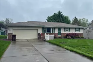 1530 Rosehedge, Poland, OH 44514 - Photo 2