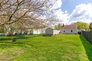 1646 Evergreen Ave, Akron, OH 44301 - Photo 28