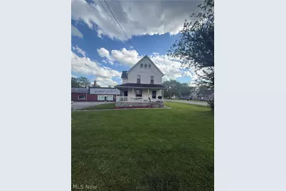 6136 W Liberty Street, Hubbard, OH 44425 - Photo 1