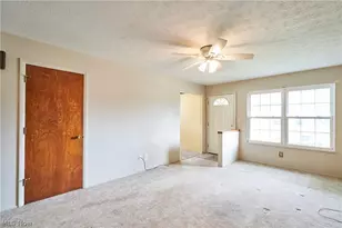 1451 Grand Blvd, Barberton, OH 44203 - Photo 4