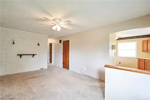 1451 Grand Blvd, Barberton, OH 44203 - Photo 12