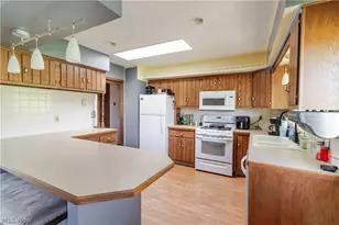 333 Kathleen Dr, Jefferson, OH 44047 - Photo 10