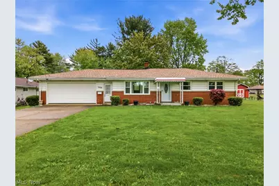 3130 Lynwood Drive NW, Warren, OH 44485 - Photo 1