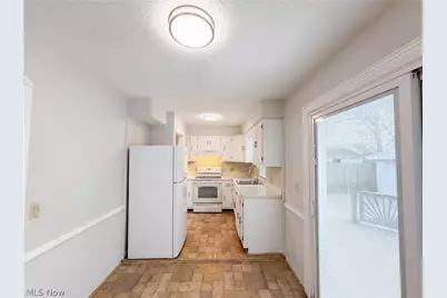 6252 Anita Drive, Loveland, OH 44130 - Photo 2
