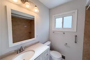 6252 Anita Dr, Loveland, OH 44130 - Photo 14