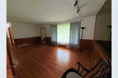 3591 Dayton Avenue, Kent, OH 44240 - Photo 8